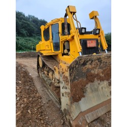 CATerpillar D6H (1994) - булдозер